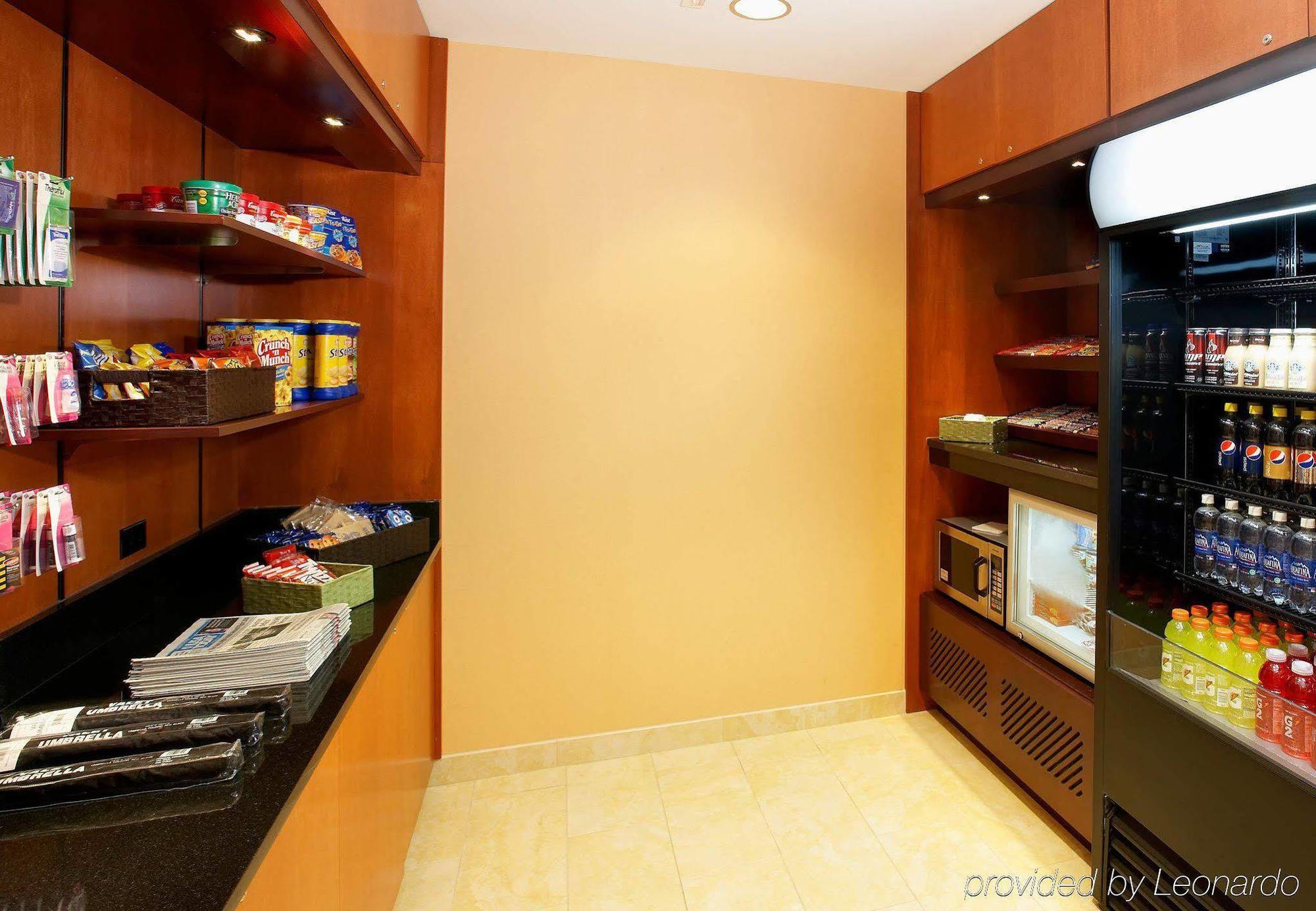 Fairfield Inn & Suites By Marriott Cumberland Bagian luar foto