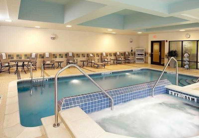 Fairfield Inn & Suites By Marriott Cumberland Bagian luar foto
